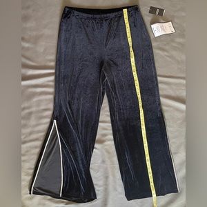 NWT women's velvet/velour pants MSK (XL) MSRP $69